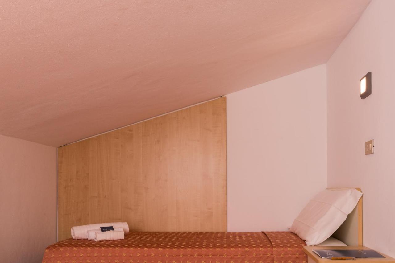 Hotel Lydia Cervia Exterior photo